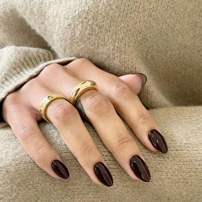 La mousse de moca y el marrón chocolate triunfarán en las manicuras de invierno.